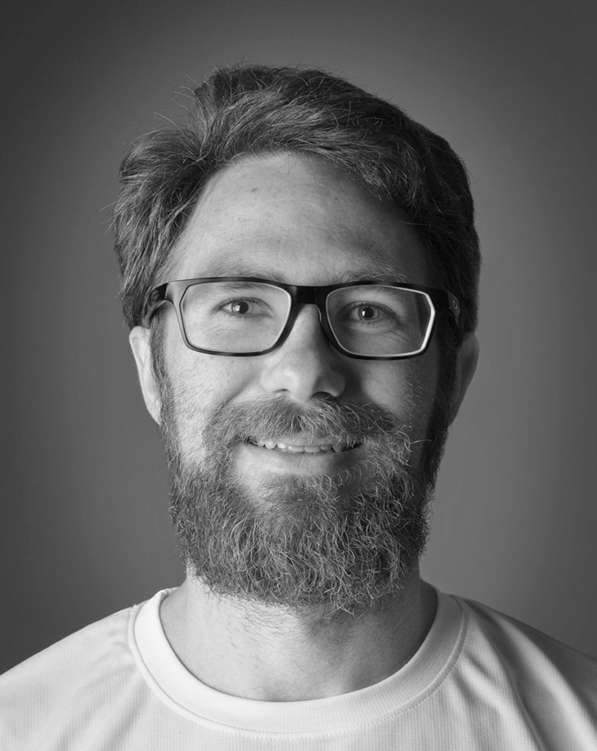 Portrait of Glenn Selker, Lead Technologist & Co-Founder of CognaSIM
